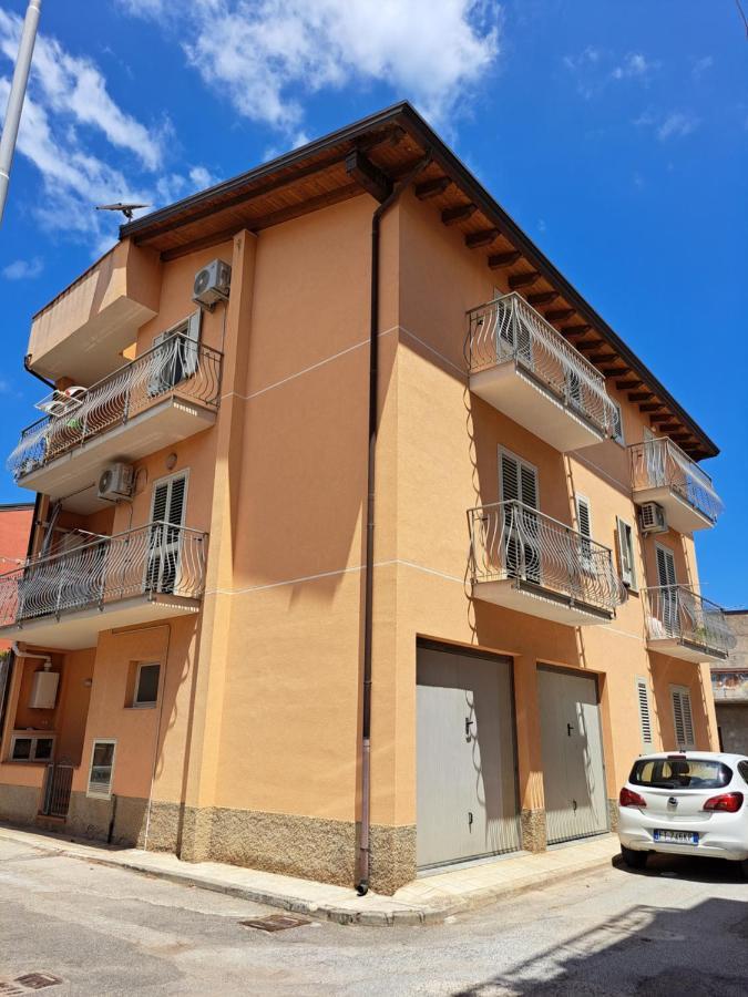 La Casa Vacanza Falcone Buitenkant foto